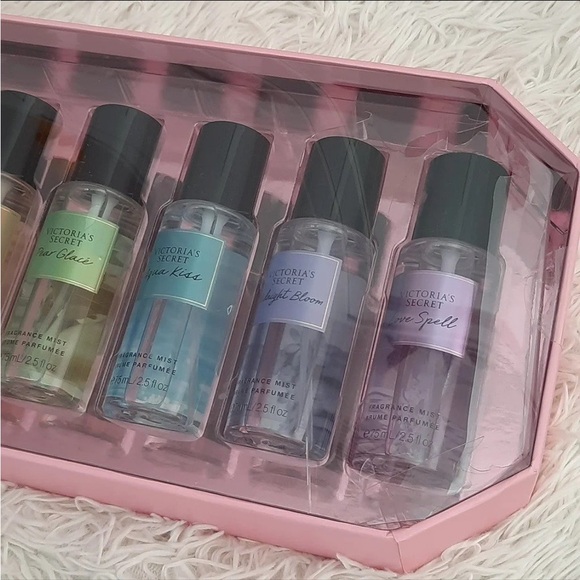 Victoria’s Secret The Ultimate Mist Exploration Gift Set of 12 bottles. - Picture 3 of 5
